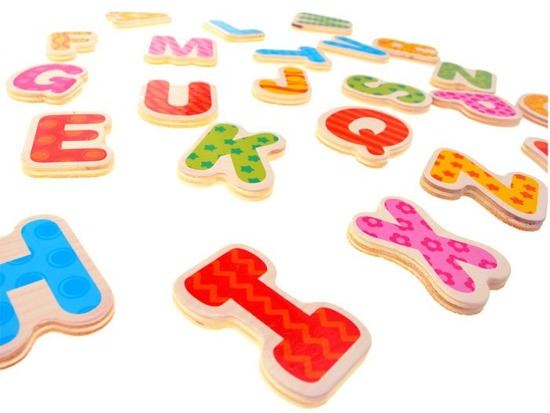 Abeceda drevené písmenka na vkladanie