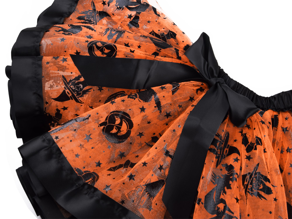 Karnevalový kostým čarodejnica + metla