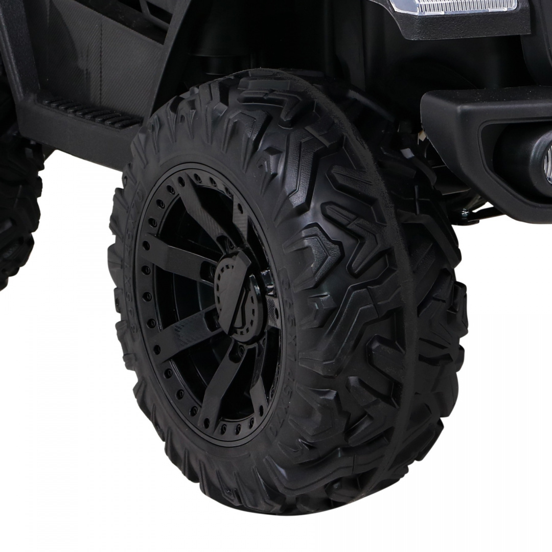 Elektrické autíčko Master Of Terain, motor 4x35W, biela farba